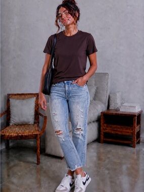 Distressed Light Blue Skinny Jeans - Casual Slim Fit